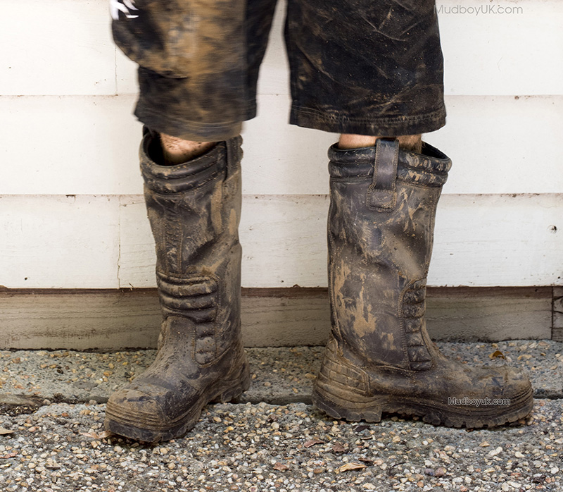 dirty pull on work boots