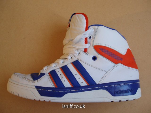 adidas metro attitude02.jpg