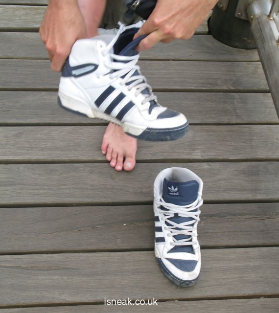 adidas_attitude_high1944.JPG
