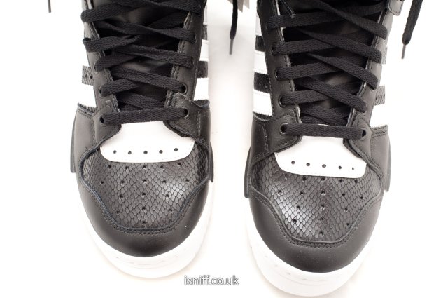 adidas_conductor_black_04.jpg