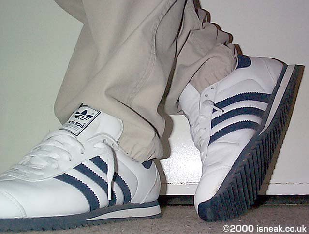 adidas_country44.jpg