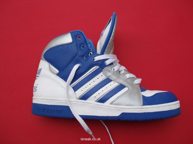 adidas_instinct16.jpg