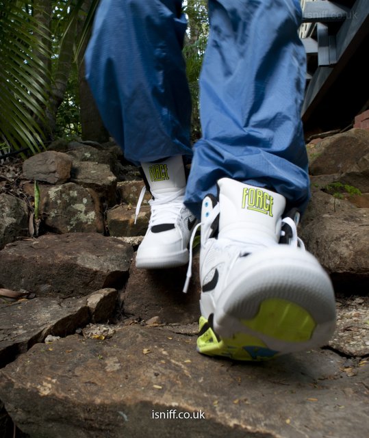 command_force_sneakers_23.jpg