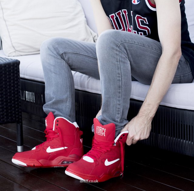 wearing_nike_command_force6586.jpg