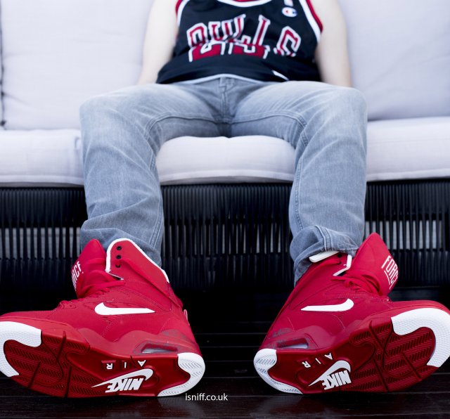 wearing_nike_command_force6601.jpg