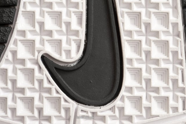 oncore_zoom_air_02.jpg