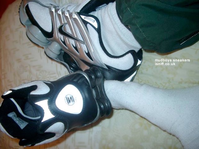 sishox15.jpg