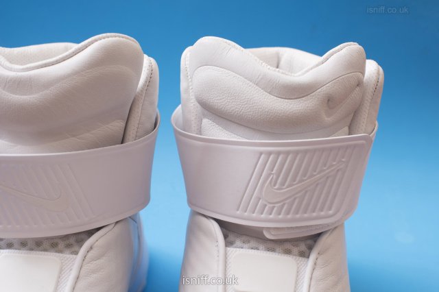 nike_swoosh_hunter47.jpg