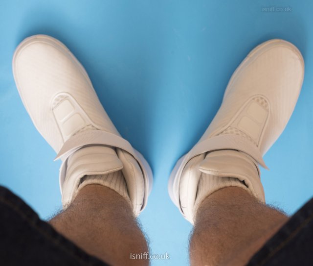 nike_swoosh_hunter86.jpg