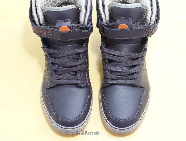 Rhyme_Sneaker_14.jpg