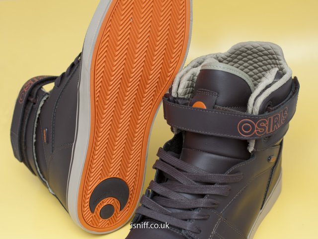 Rhyme_Sneaker_19.jpg