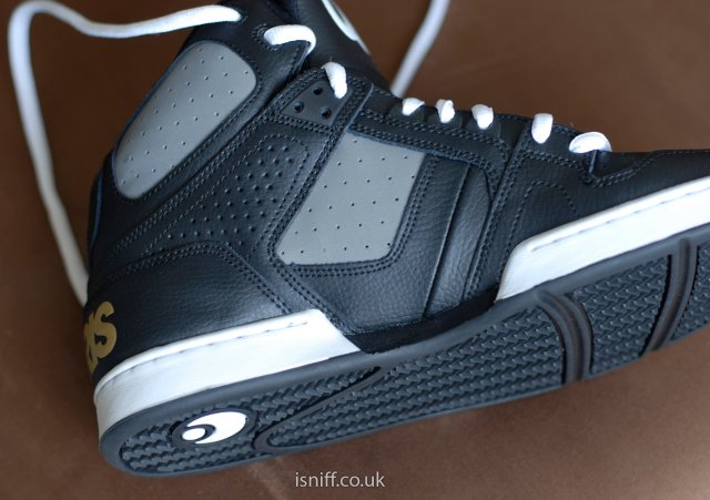 osiris_bronx_black_white_gold65.jpg