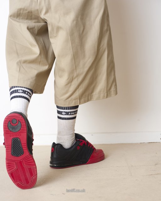 wearing_osiris_pixel_8109.jpg