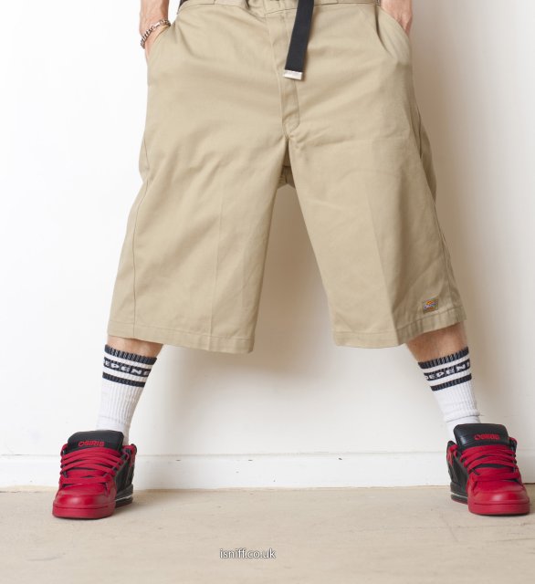 wearing_osiris_pixel_8195.jpg