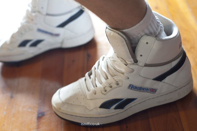 wearing_hitops_23.jpg