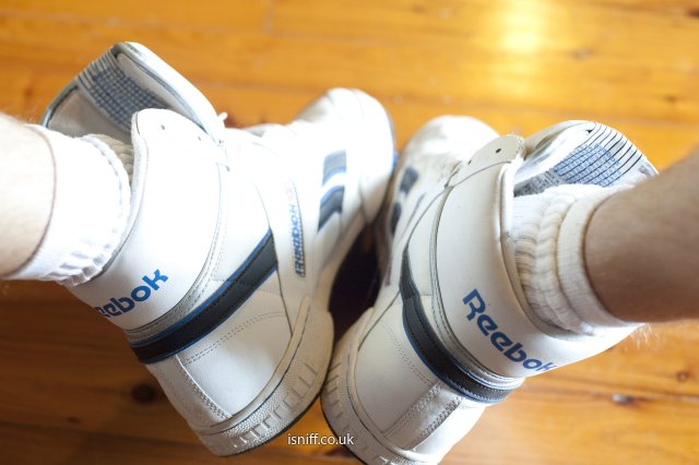 wearing_hitops_32.jpg
