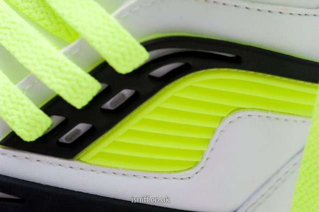 reebok_pump_twilightzone_32.jpg