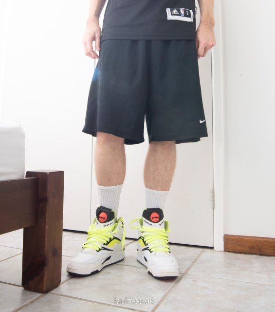 wearing_pump_twilightzone_35.jpg