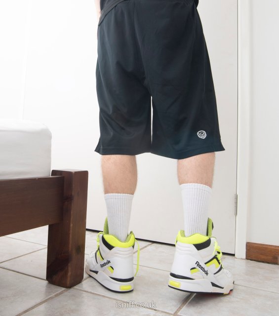 wearing_pump_twilightzone_45.jpg