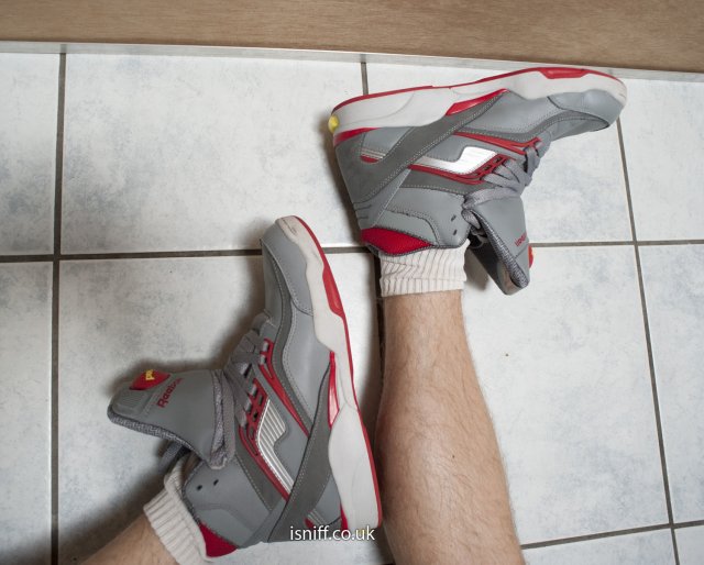 pump_twilightzone_grey_25.jpg