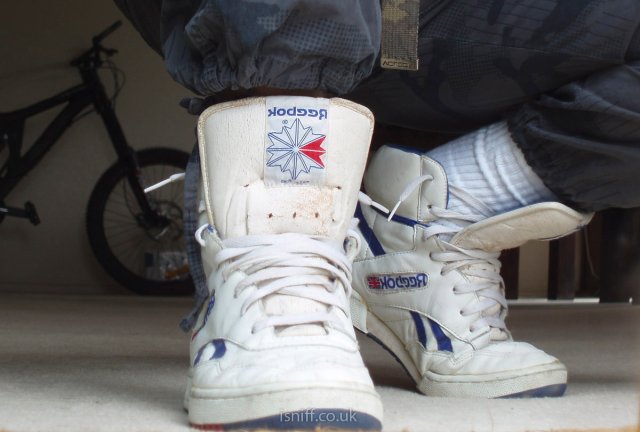 bb4600_white_44.jpg