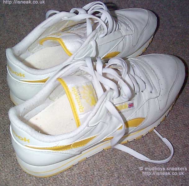 reebok_classic_yellow02.jpg
