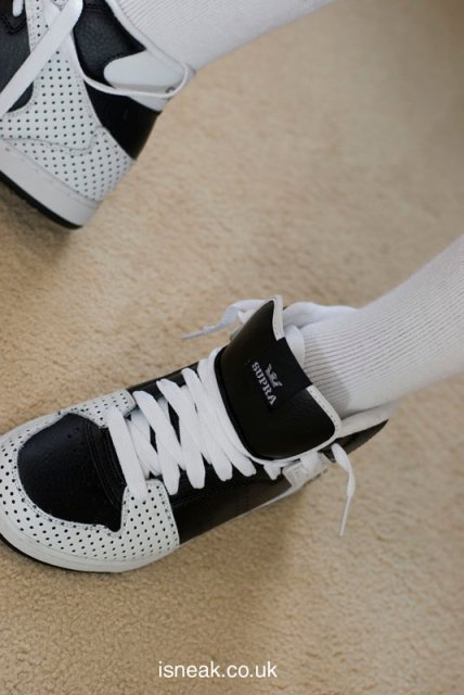 supra_raider_whitedot68.jpg