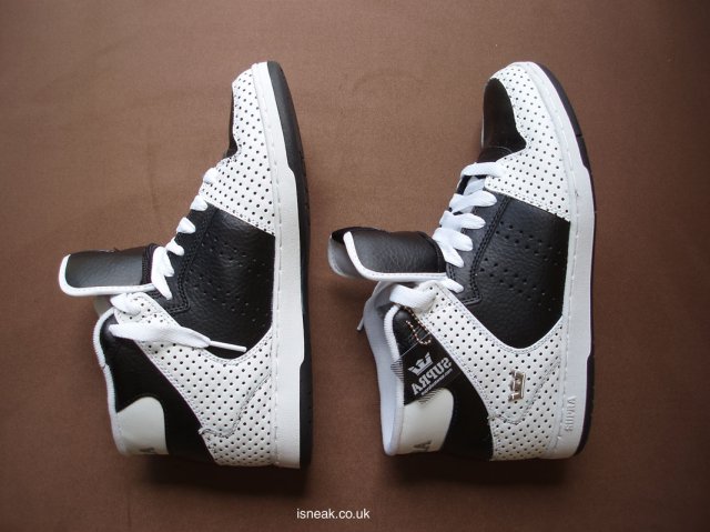 supra_raider_whitedot77.jpg