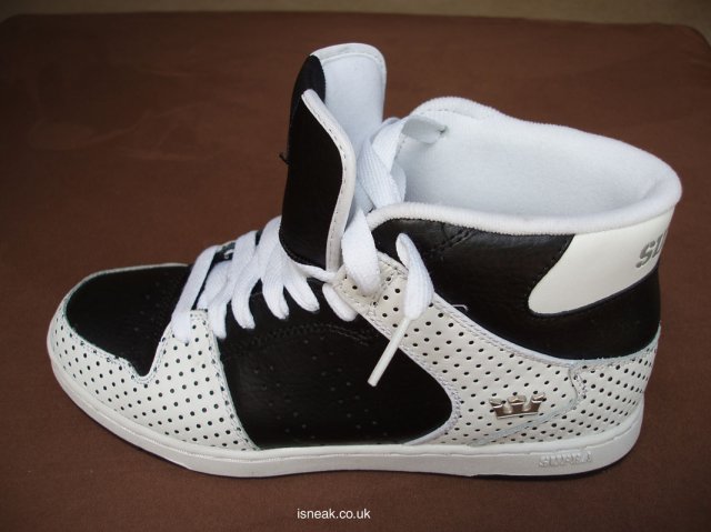 supra_raider_whitedot79.jpg