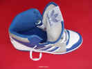 05adidasdecadehi.jpg (138127 bytes)
