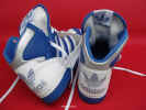 13adidasdecadehi.jpg (159920 bytes)