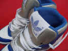 26adidasdecadehi.jpg (152783 bytes)