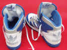 29adidasdecadehi.jpg (168739 bytes)