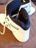 high_top_converse_03.jpg (257007 bytes)