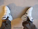 high_top_converse_15.jpg (352645 bytes)